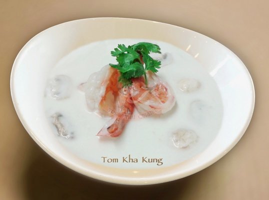 TOM KHA KUNG